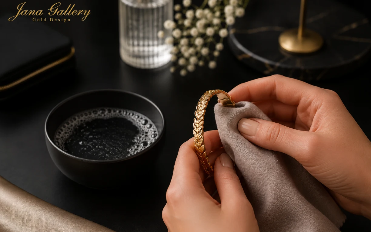 طلا را با چه چیزی تمیز کنیم؟ 10 روش خانگی جلا دادن طلا